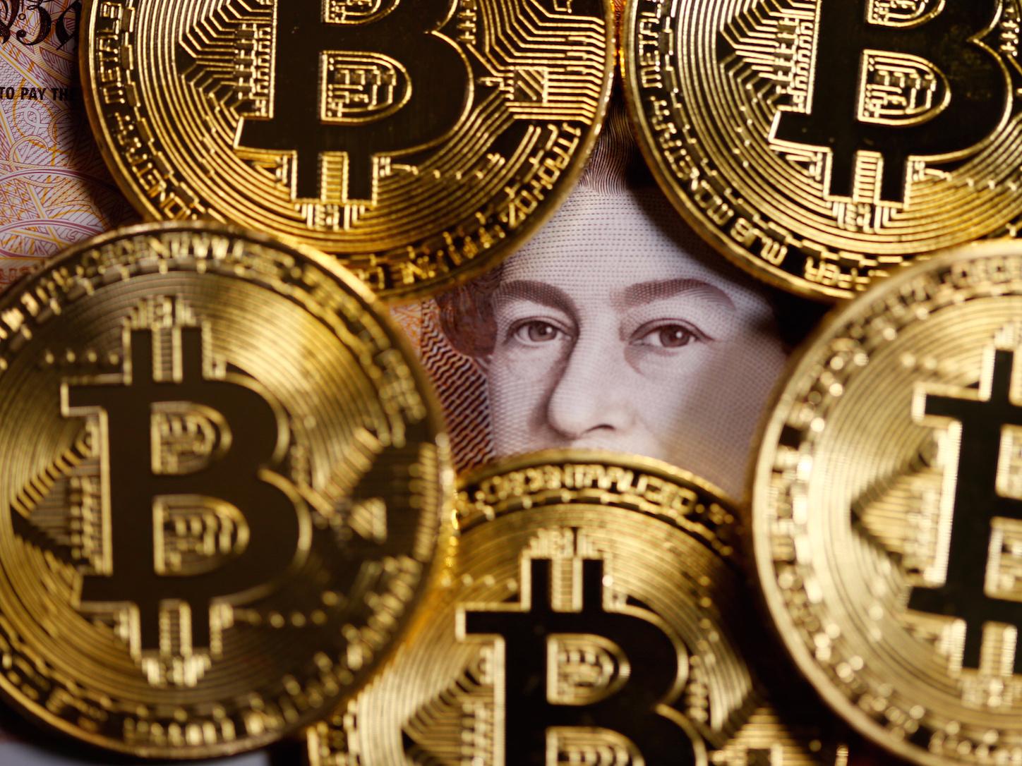 美股暴跌与比特币逆势上扬，市场波动的深度解读