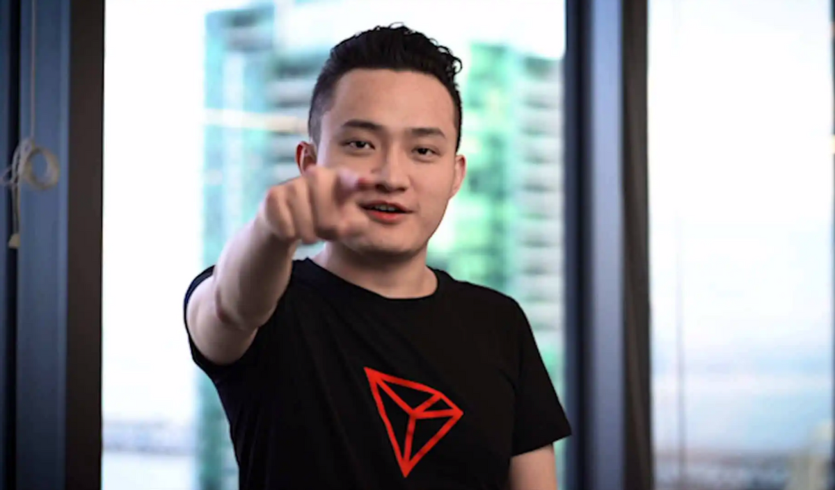 EOS宣布品牌重塑为Vaulta时代，孙宇晨引领变革，今日质押1亿美元ETH引领行业新风向