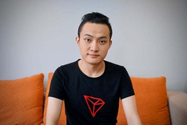EOS宣布品牌重塑为Vaulta时代，孙宇晨引领变革，今日质押1亿美元ETH引领行业新风向